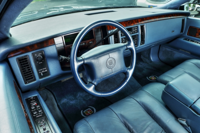 1995 キャデラック フリートウッドブロアム (CADILLAC FLEETWOOD