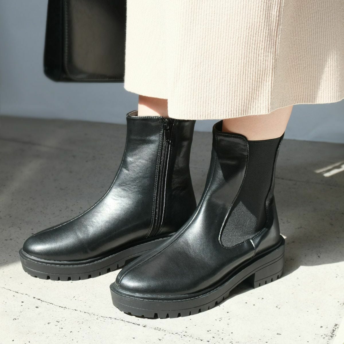 在庫限り！特別価格！】トラックソールサイドジップサイドゴアブーツ