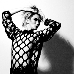 石井秀仁 | Amplifierオフィシャルサイト