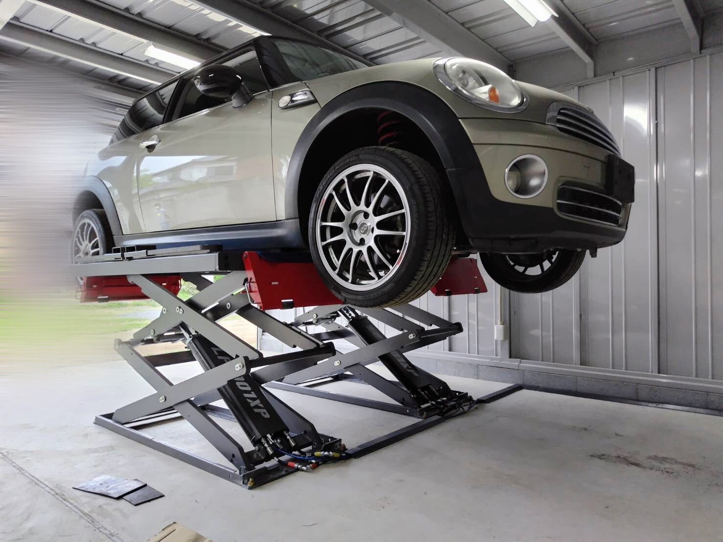 埼玉県 床上式パンタグラフリフト「LP-301XP」納品・設置【ドリーム