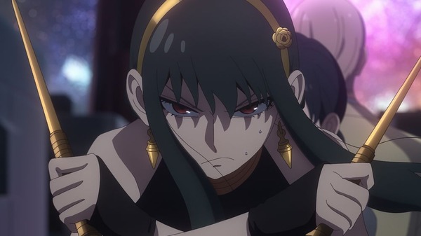 秋アニメ「SPY×FAMILY」いばら姫ピンチ!? ヨルは険しい表情で… 第33話