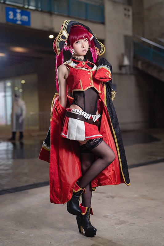 コスプレ】「宝鐘海賊団船長の宝鐘マリンですぅ～」人気レイヤー・まゆ