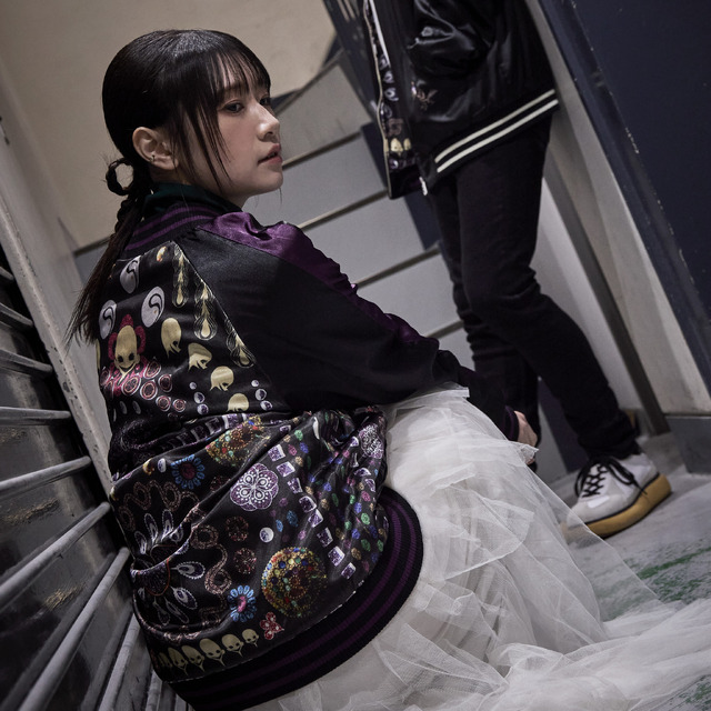 まどか☆マギカ」すごく禍々カワイイ！スカジャンが登場 リバーシブル