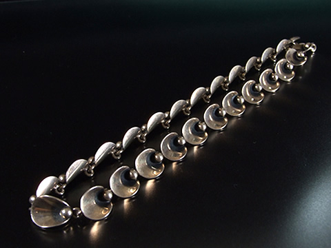 Hans Hansen（ハンスハンセン） スターリングシルバーブローチ