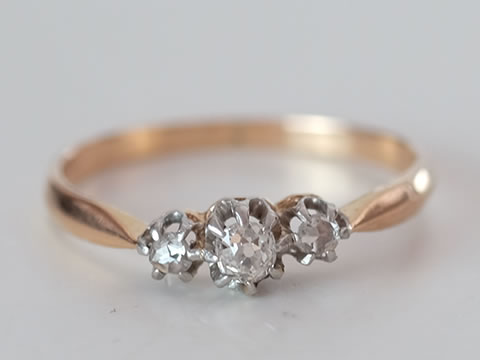 オールドマインカットダイヤモンド アンティークトリロジーリング