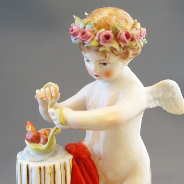 マイセン「天使人形「箴言の天使」- Je les unis -（一つにする