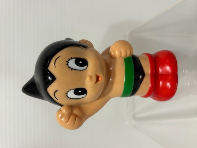 ユニバーサル証券☆鉄腕アトム☆ソフビ人形☆貯金箱 11．3cm 当時