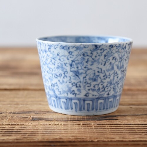 骨董 アンティーク 染付 菊文様 蕎麦猪口 コロ茶碗 半筒茶碗 陶磁器