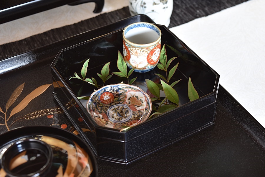 輪島塗 在銘 黒漆塗 縁高重 5段 塗師 静峰 - 生活骨董と古布の