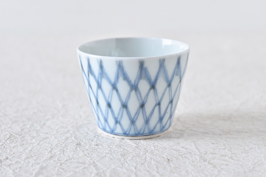 古伊万里 染付 網手 渦福 蕎麦猪口 - 生活骨董と古布のアンティーク