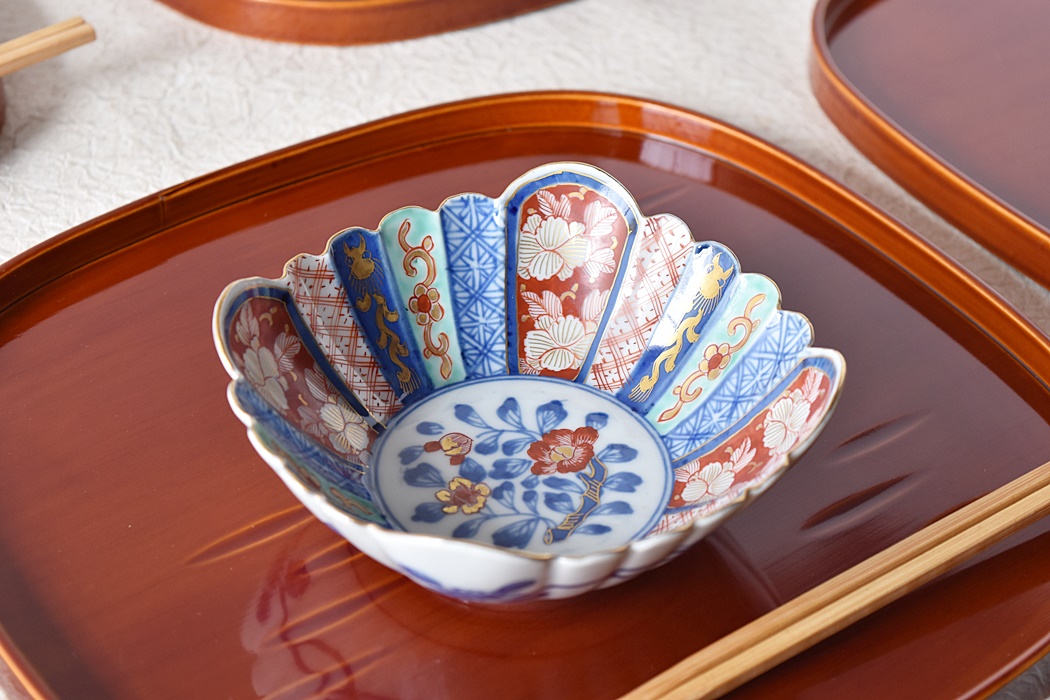 大聖寺伊万里 草花龍 大明萬暦年製文 菊型向付 膾皿 5客セット（内1