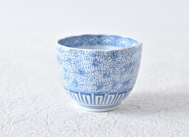 古伊万里 染付 微塵唐草 蕎麦猪口 輪花型向付 - 生活骨董と古布の