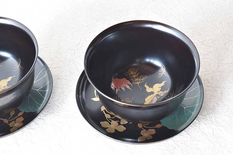 時代漆器 天然木製漆塗 金魚盛り上げ蒔絵 盃洗 皿付き 2客セット