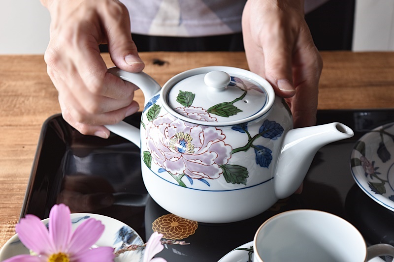 江户初期 染附 牡丹茶椀 92 江户初期 染附 牡丹茶椀 92 江户初期 染附