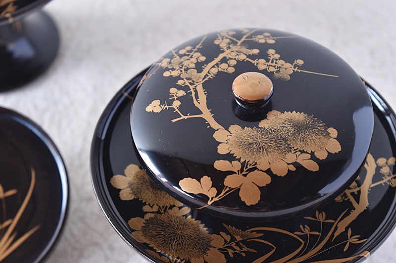 天然木製漆塗 四君子 金蒔絵 高茶台 天目台 2客セット - 生活骨董と