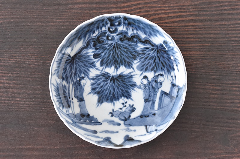 古伊万里 染付 竹林賢人図 輪花型 七寸皿 - 生活骨董と古布の