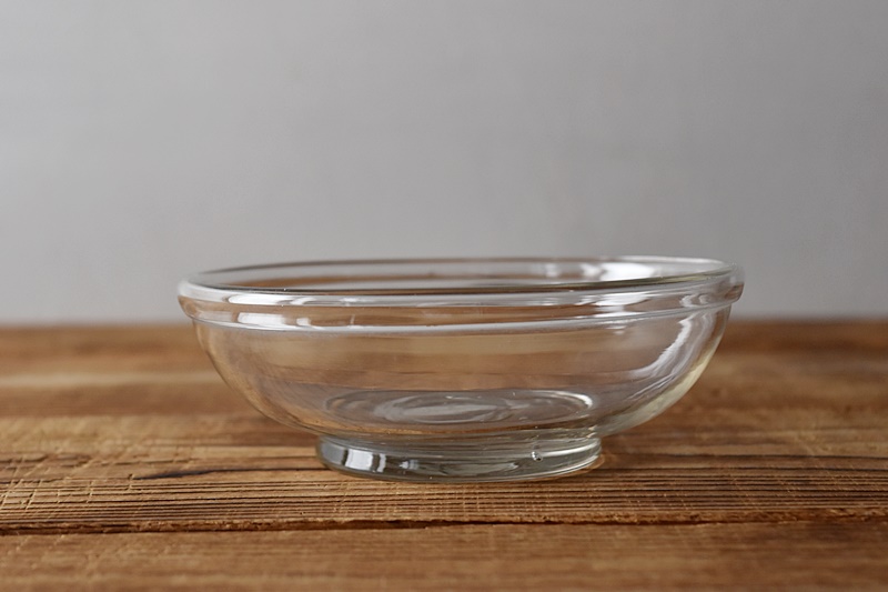 大正ガラス 和ガラス 吹きガラス ウランガラス 鉢 ボウル 小 - 生活