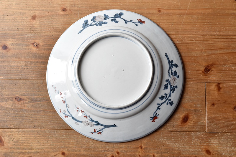 古伊万里 色絵 壺に菊花 生け花の図 亀甲模様に龍 45.5㎝ 大皿 - 生活