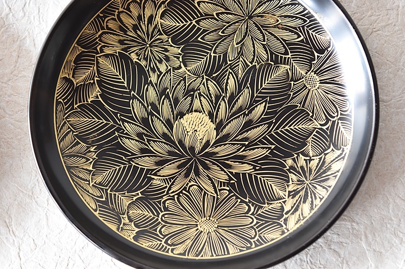 天然木製漆塗 輪島塗 沈金蒔絵 菊花草 黒塗り 菓子皿 銘々皿 5客