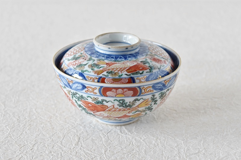 大聖寺伊万里 色絵 紅白 双魚 海老 丸文 蓋付茶碗 - 生活骨董と古布の