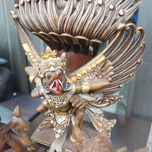 木彫りのガルーダが入荷しました。 | 骨董品の買取なら杉並区の道具屋 慈光