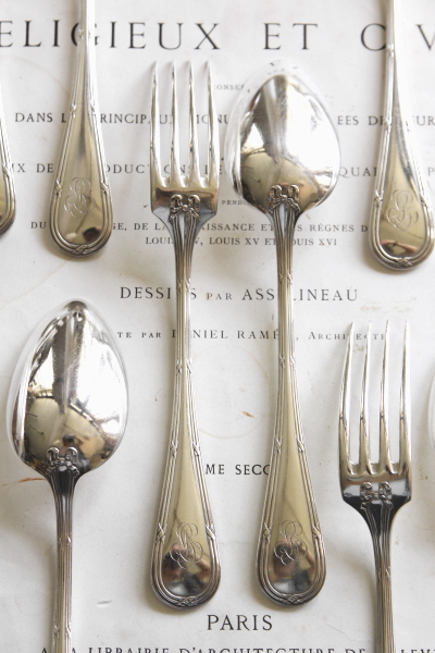 リボンのカトラリーレストペア シルバーカトラリー フランス