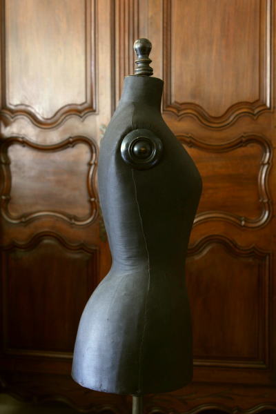 アンティークトルソーマネキンボディ フランス 黒 19世紀 【Antiques