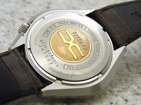 シチズン TUNING FORK ハイソニック 金メダリオン 音叉式時計 | アン