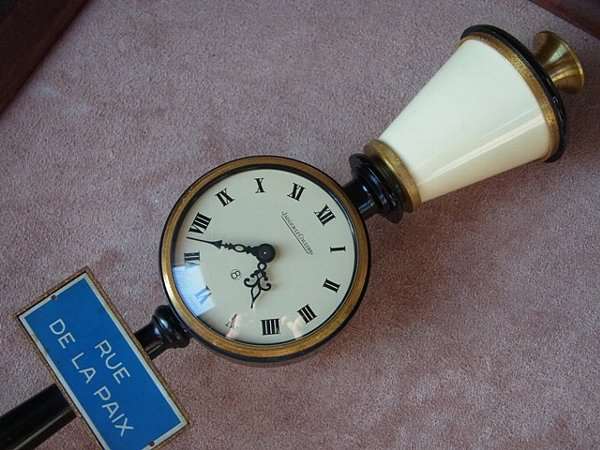 ジャガー・ルクルト 街灯型 置時計 8日巻き クロック Rue.de.la.Paix