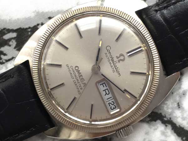 オメガ コンステレーション クロノメーター 自動巻き 日付曜日表示機能