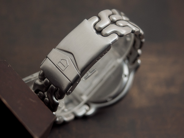 タグ・ホイヤー セルシリーズ オートマチック クロノメーター 200m