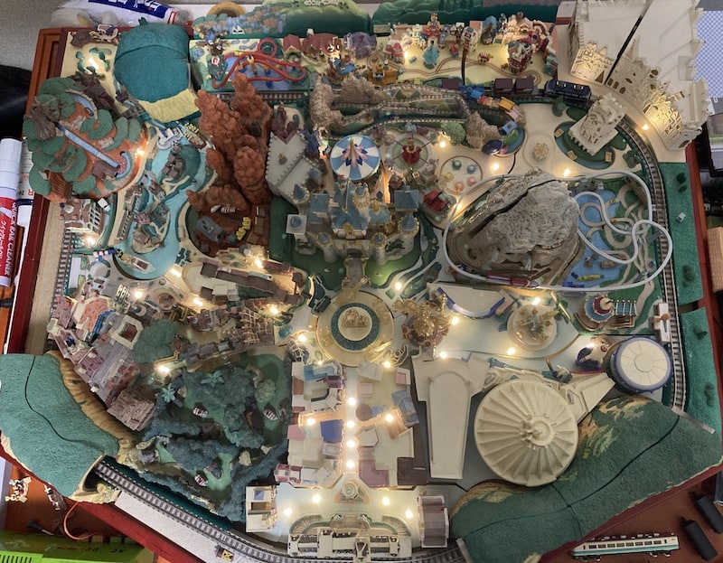 ディアゴスティーニ「週刊マイディズニーランド」のジオラマは豪華絢爛