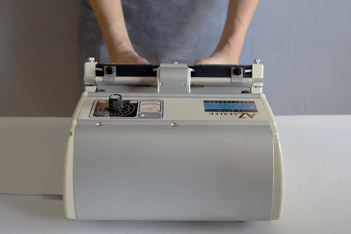 AZ-200W/300W(上下加熱タイプ）｜朝日産業株式会社