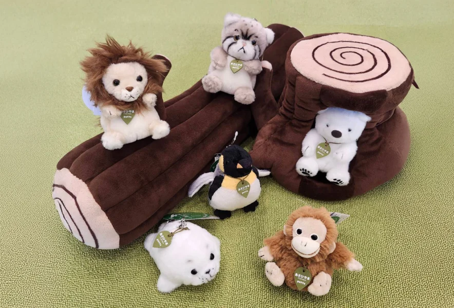 動物園の思い出が詰まった特別仕様。旭山で生まれたキーホルダーを