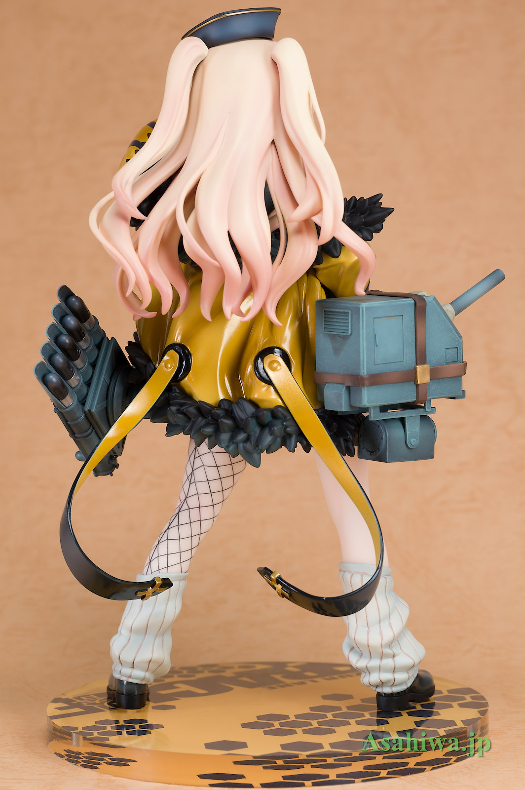 ミメヨイ バッチ アズールレーン よつばとフィギュアレビュー