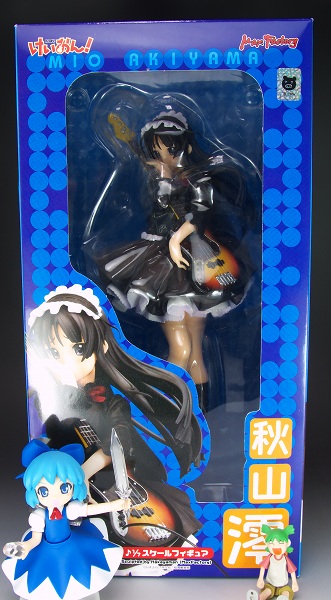 秋山澪けいおん！/よつばとフィギュアレビュー