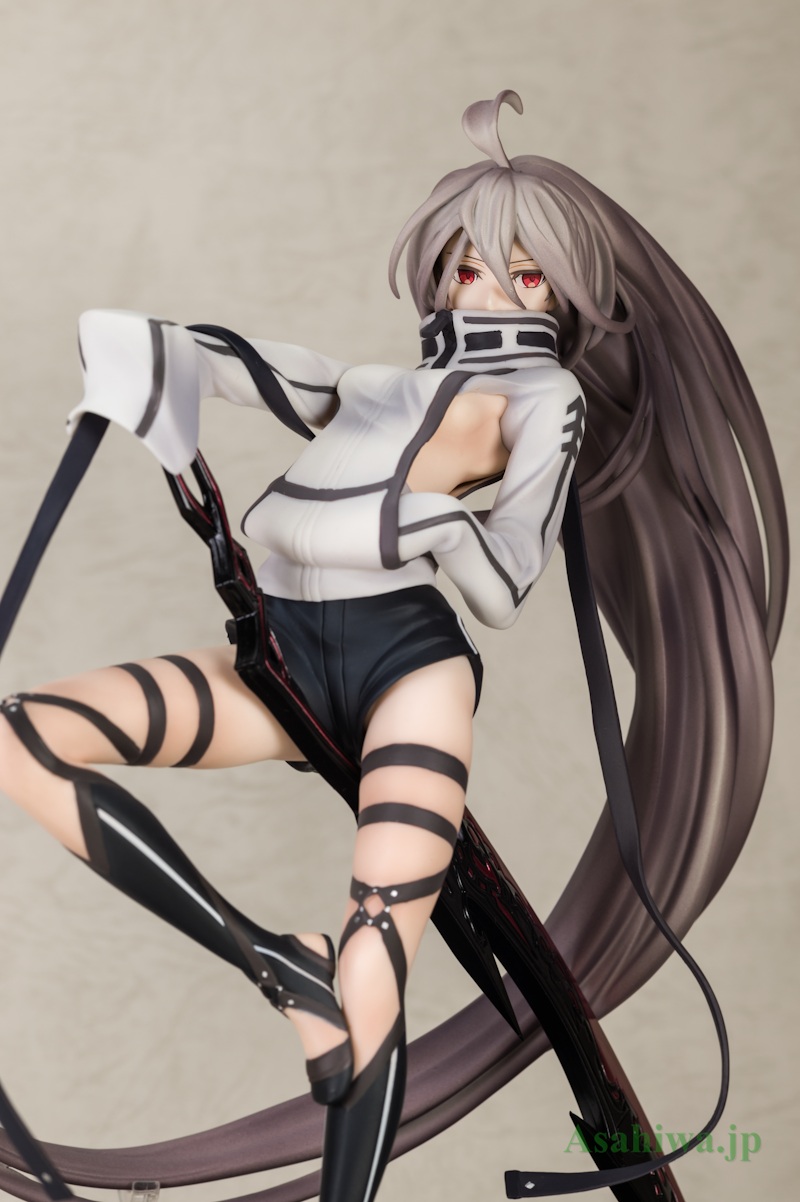 FREEingレーヴァテイン/ファントム オブ キルよつばとフィギュアレビュー