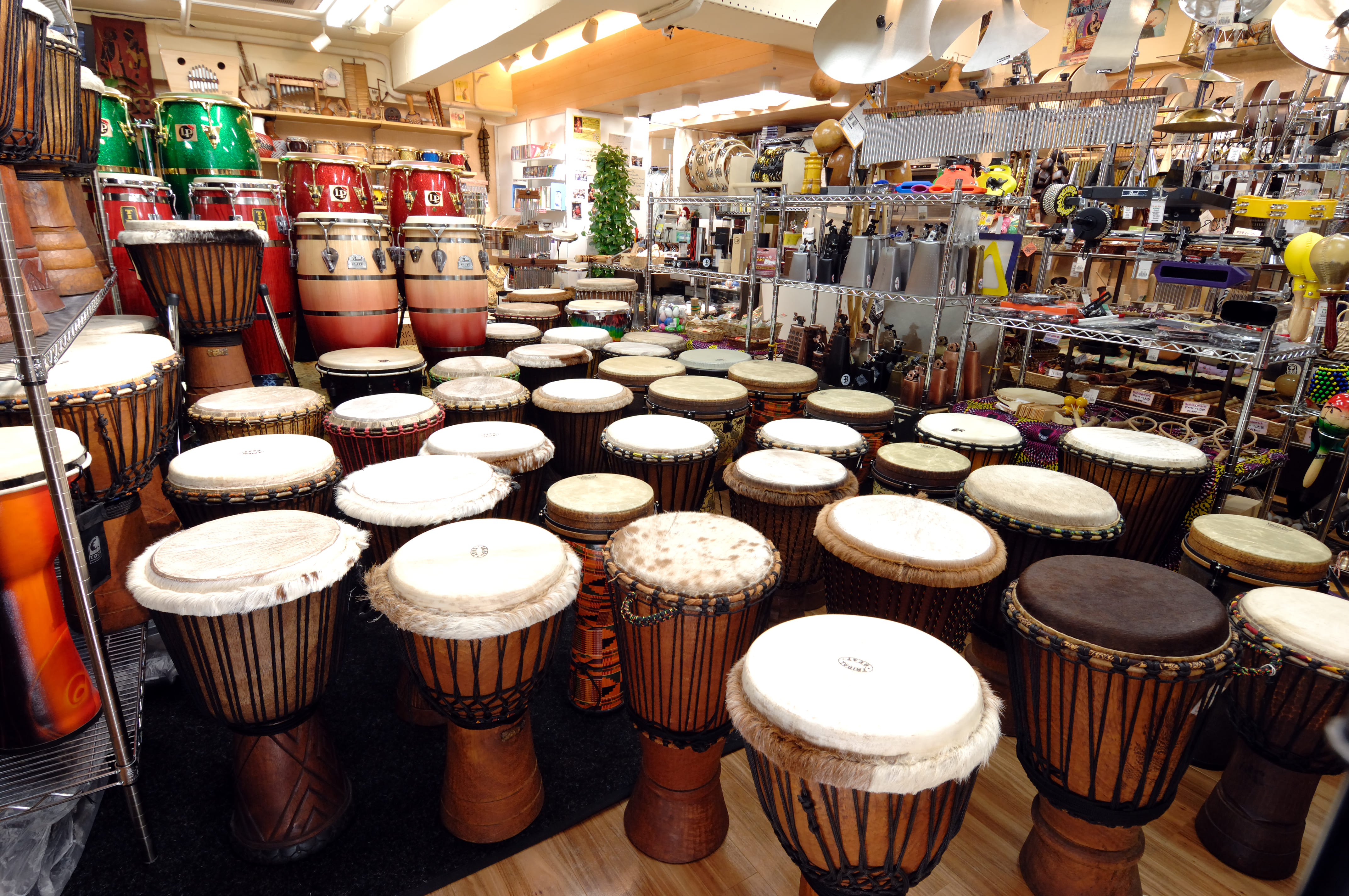 株)コマキ楽器ジャパン・パーカッション・センター | 浅草国際通り