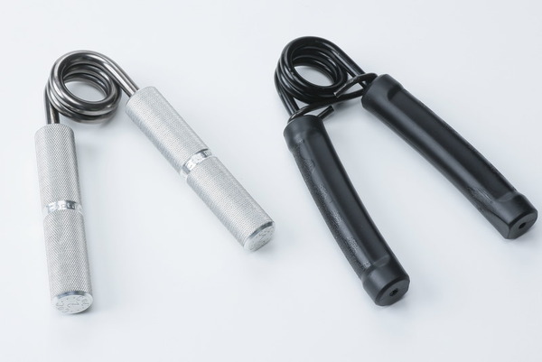 ASCII.jp：目指せ握力166kg！ 世界最強の「キャプテンズ・オブ