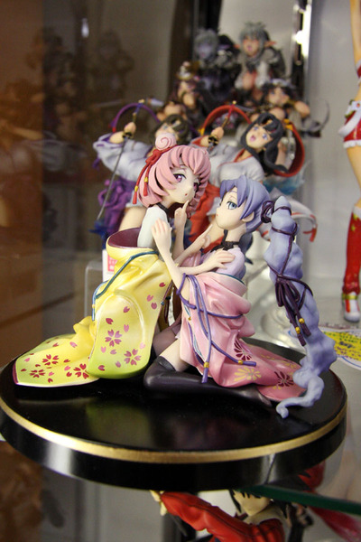 ASCII.jp：後編＆28日ぶんはこちら！ ホリックのマルとモロのサンプル