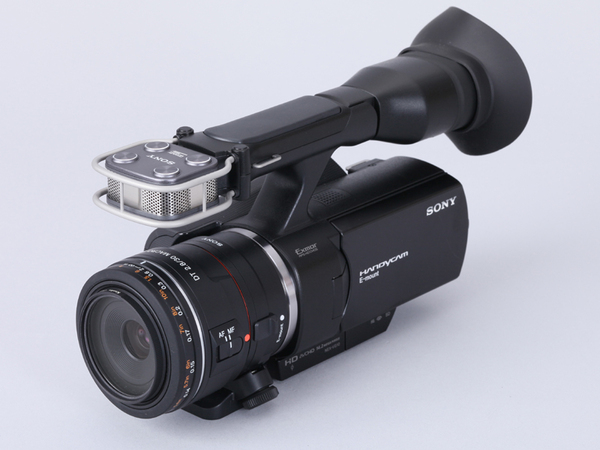 ASCII.jp：レンズ交換こそ最大の魅力！ ソニー「NEX-VG10」 (1/4)