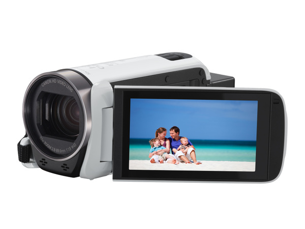 ASCII.jp：業務向けビデオカメラ並みの性能!? キヤノンが「iVIS HF G40