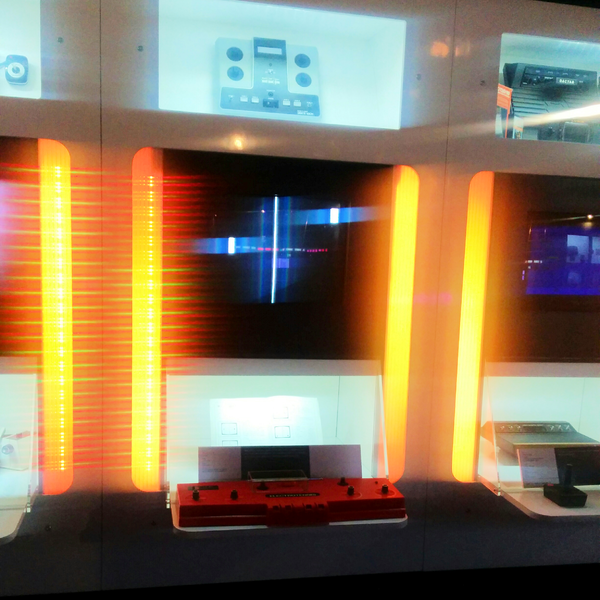 ASCII.jp：日本最初の家庭用ゲーム機で3つのゲームが遊べる工夫が凄い