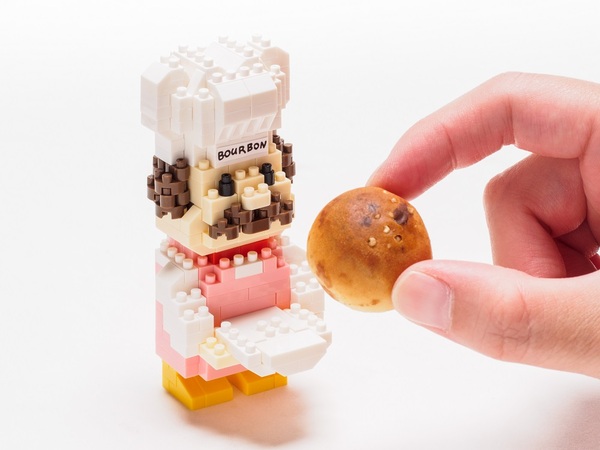 ASCII.jp：「チョコあ～んぱん」の「nanoblockあんぱんおじさん」が