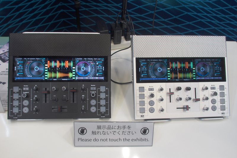 A4サイズのポータブルDJシステム「FJ1」を細かく見て、裏話も聞いてき