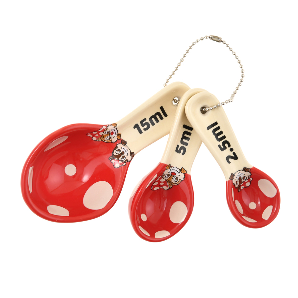 ディズニーストア、秋のキノコに扮したチップ＆デールの雑貨