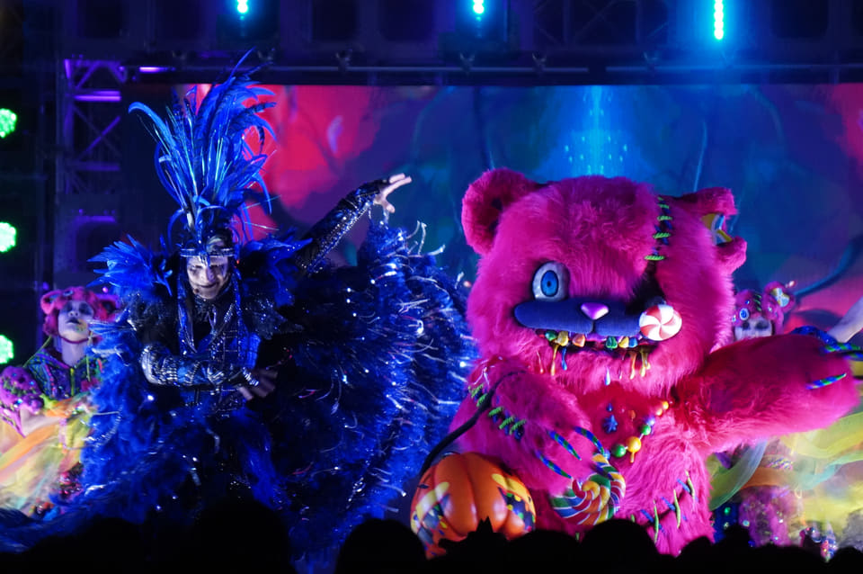 USJ、新キャラ「ハミクマキャンディ」登場で全4体に！ 秋の夜限定