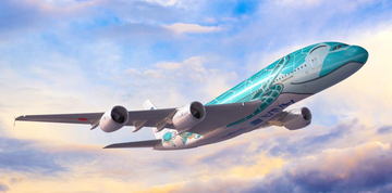 オレンジの“空飛ぶウミガメ”がホノルルへ出発！ ANAのエアバス A380型