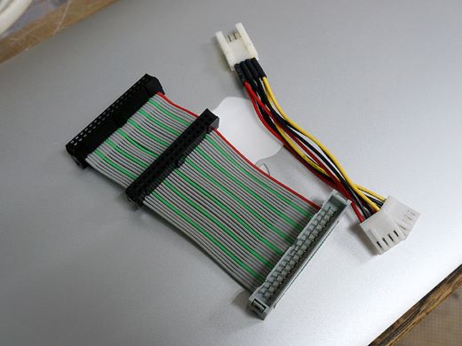 PC-98でPC用FDDを利用するためのアダプタ「FB98-FDSP EX」向け分岐