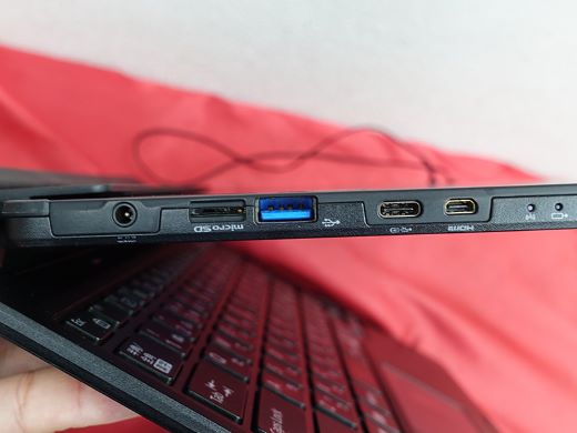 2in1☆タブレットPC Win11 第8世代 富士通 Q738/SB オフィス Windows